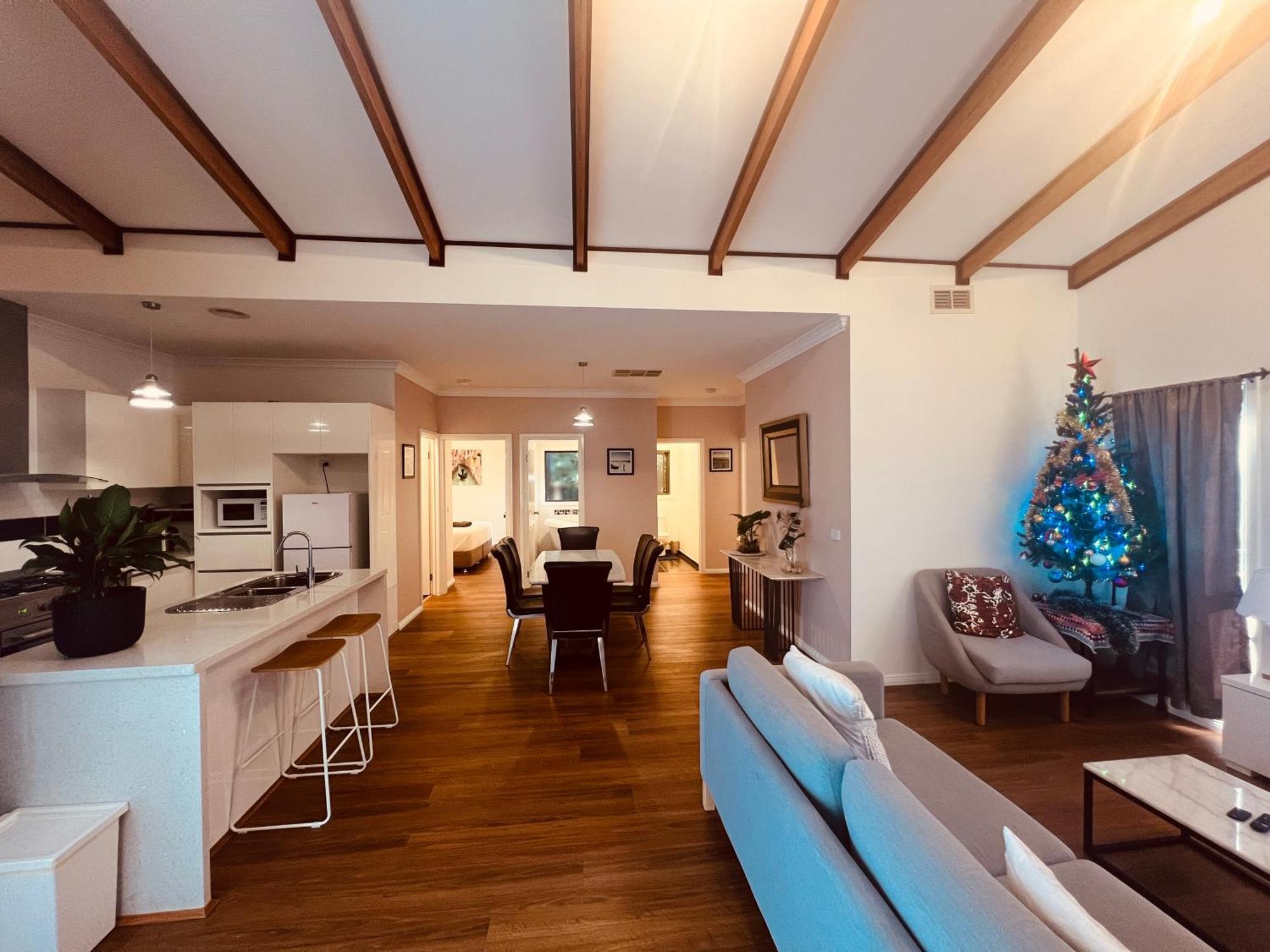 Cosy 4Br Home 15 Minutes Away From Melbourne Airport St Albans Exterior photo